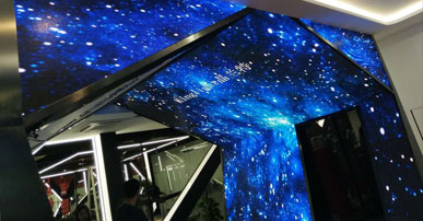 Compared with traditional LED screens, why is the LED sky screen popular?